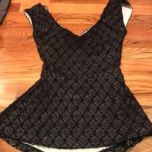 Deletta Black tank top